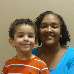 20171114-childrens-headshot-mckenzie-mother-son