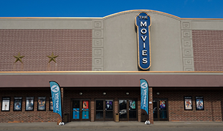 20220614-Movies-at-Meadville-entrance