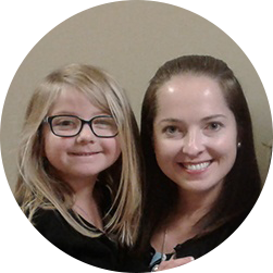 20220701-childrens-headshot-celina-mother-daughter-ROUND